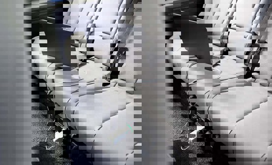 Opladning inde i bilen