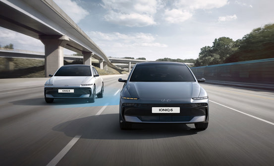 Motorvejsassistent (niveau 2)