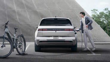 Vehicle-to-Load-adapter (V2L)