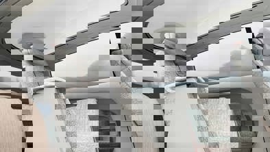 Konceptbilen Hyundai SEVEN rummelig kabine og soltag