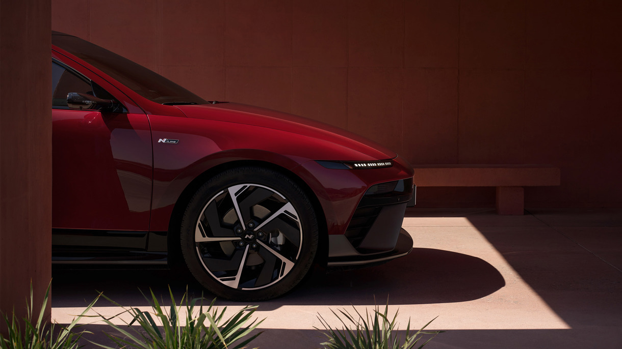 Forenden på en Hyundai IONIQ 6 N-line