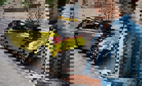 Apple CarPlay og Android Auto