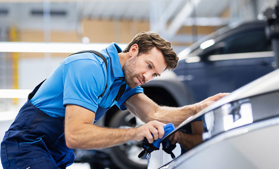 Reperation af lakskader og stenslag