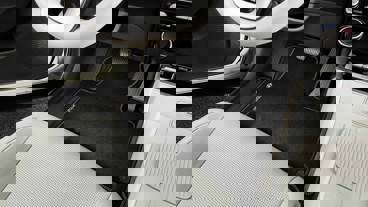 Velourmåtter til 1. og 2. sæderække