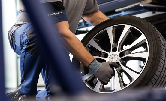 Book tid til service og hjulskifte