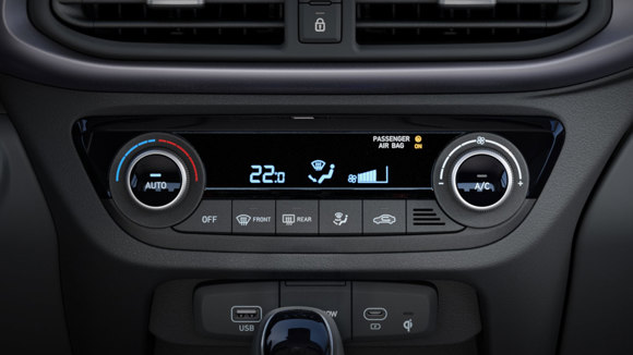 Fuldautomatisk klimaanlæg i Hyundai i10