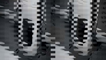 USB C-stik foran og bagved