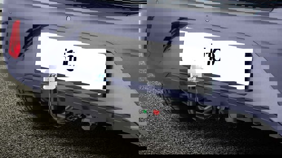 Aftageligt anhængertræk